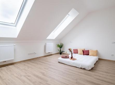 Pronájem bytu, 2+kk, 65 m²