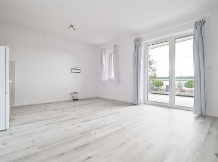 Pronájem bytu, 1+kk, 55 m²