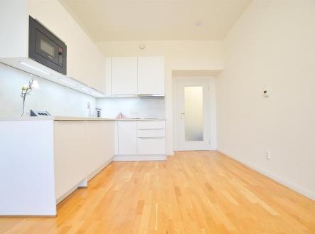 Pronájem bytu, 1+kk, 28 m²