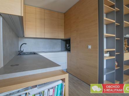 Pronájem bytu, 4+kk, 107 m²