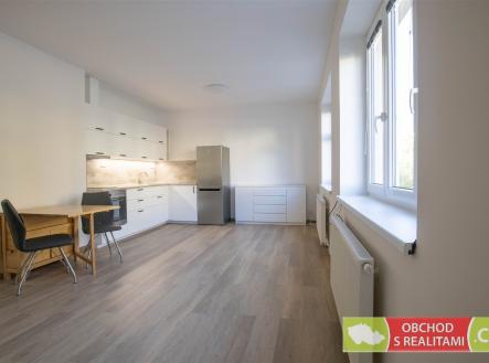 Pronájem bytu, 1+kk, 38 m²