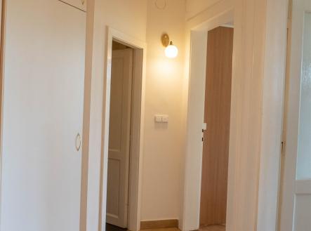 Pronájem bytu, 2+kk, 55 m²