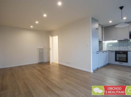 Pronájem bytu, 3+kk, 76 m²