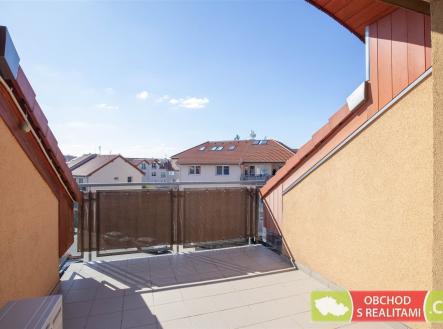 Pronájem bytu, 2+kk, 78 m²