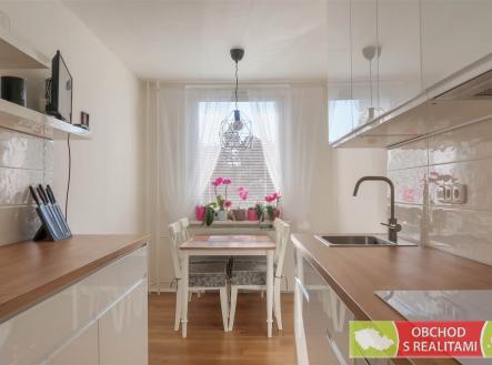 Pronájem bytu, 3+1, 70 m² obrázek