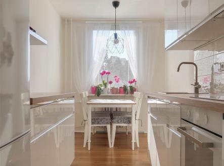 Pronájem bytu, 3+1, 77 m²