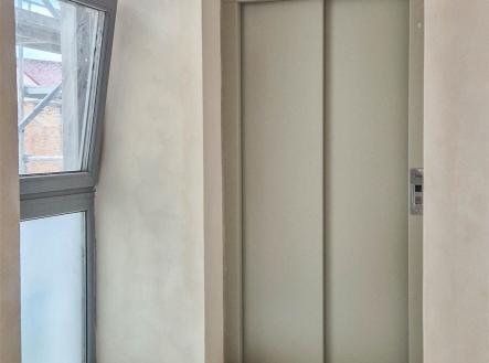 Pronájem kanceláře, 17 m²