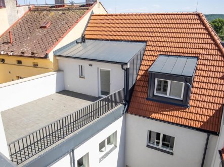 Pronájem bytu, 3+kk, 65 m²