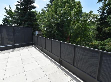 Pronájem bytu, 3+kk, 80 m²