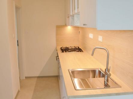 Pronájem bytu, 3+1, 77 m²