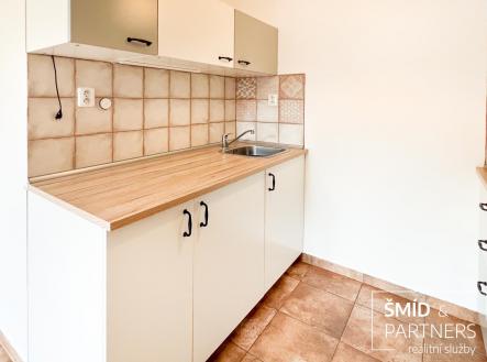 Pronájem bytu, 3+kk, 64 m²