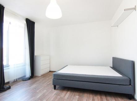 Pronájem bytu, 1+kk, 28 m²