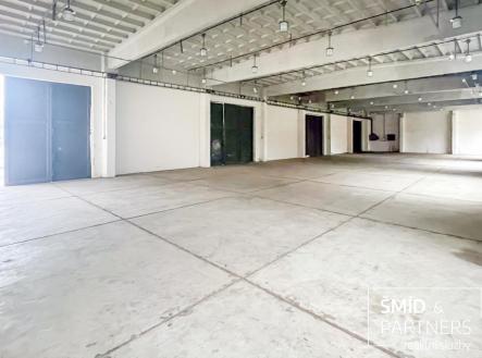 Pronájem skladovací prostor, 1 170 m²