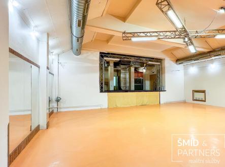 Pronájem komerčního objektu, jiný, 300 m²