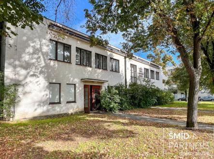 Pronájem komerčního objektu, jiný, 300 m²