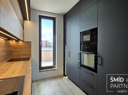 Pronájem bytu, 4+kk, 90 m²