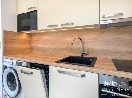 Pronájem bytu, 1+kk, 30 m²