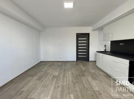 Pronájem bytu, 3+kk, 62 m²