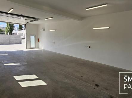 Pronájem výrobní prostory, 440 m²
