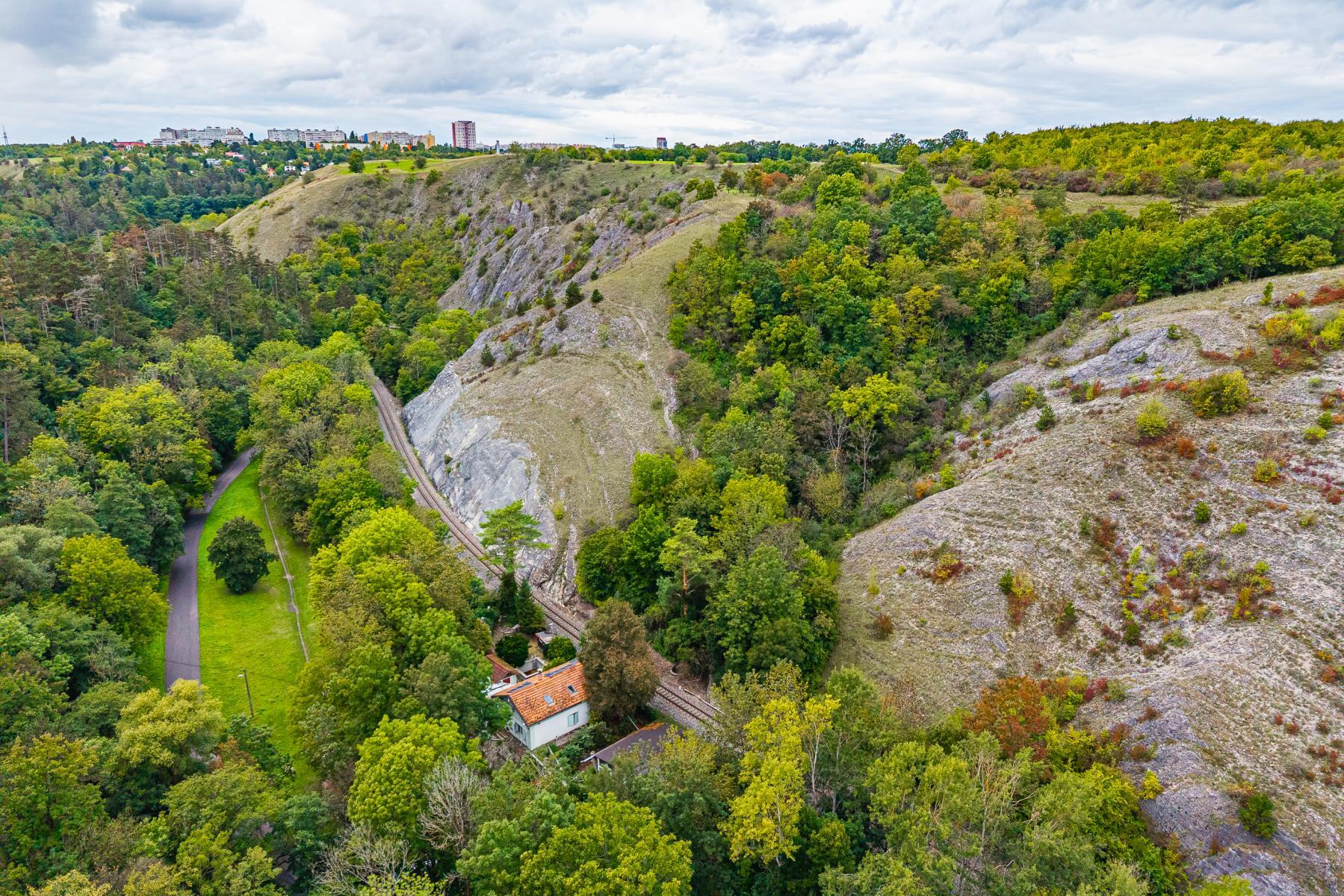 DJI_20250912120430_0018_D.jpg