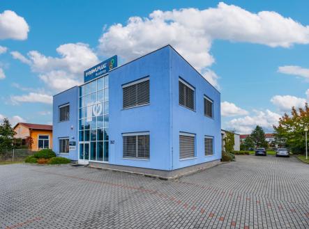 Pronájem kanceláře, 69 m²