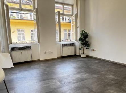 Pronájem komerčního objektu, jiný, 20 m²
