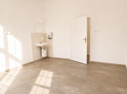 Pronájem komerčního objektu, jiný, 20 m²