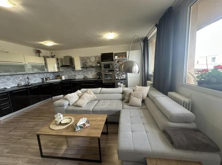 Pronájem bytu, 3+kk, 73 m²