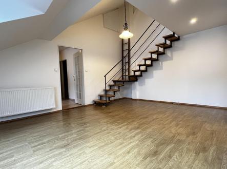 Pronájem bytu, 1+kk, 41 m²