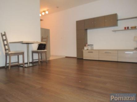 Pronájem bytu, 1+kk, 62 m²