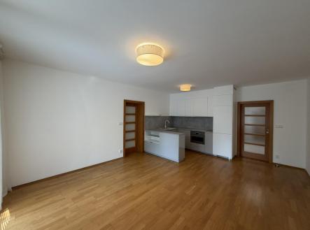 Pronájem bytu, 2+kk, 62 m²