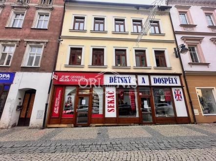 Pronájem kanceláře, 180 m²