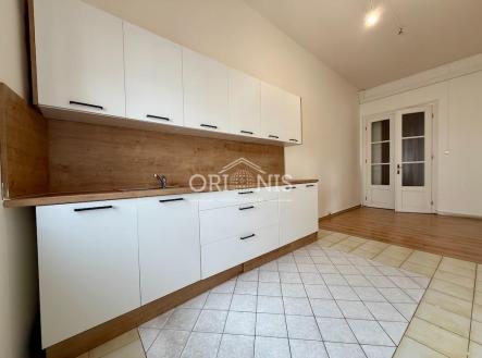 Pronájem bytu, 2+1, 84 m²