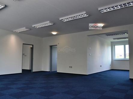 Pronájem - kanceláře, 45 m²
