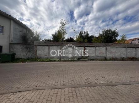 Prodej pozemku pro komerční výstavbu, 1 120 m²