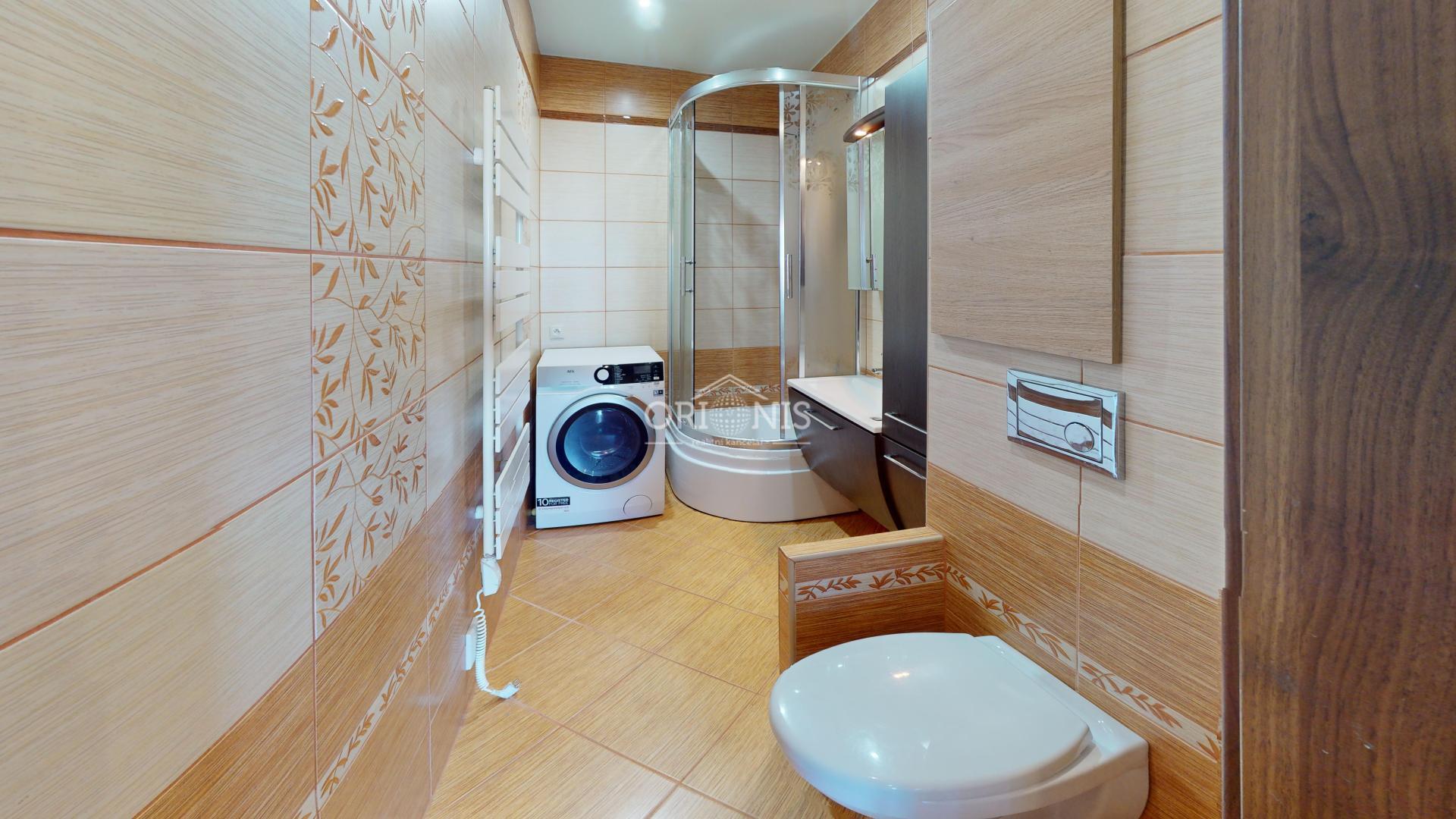 Zahradni-5186-Bathroom.jpg