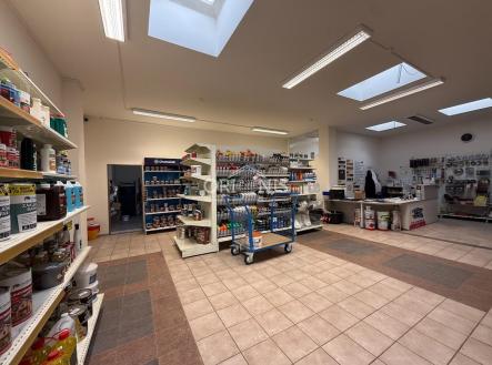 Pronájem obchodní prostory, 217 m²