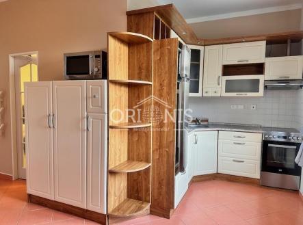 Pronájem bytu, 2+1, 60 m²