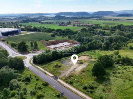 Prodej pozemku pro komerční výstavbu, 5 674 m²