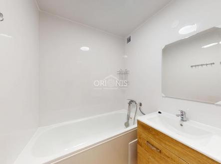 Pronájem bytu, 3+kk, 70 m²