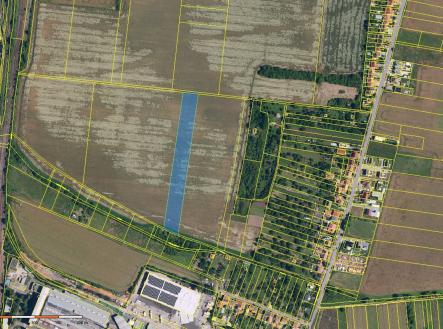 Prodej pozemku pro komerční výstavbu, 9 415 m²