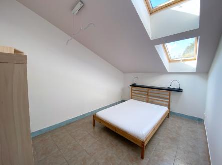 Pronájem bytu, 1+1, 34 m²