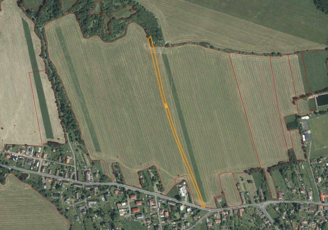 Prodej  pozemku Věšín