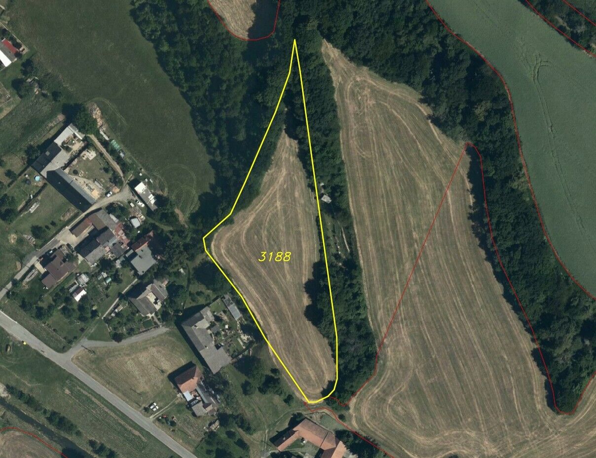 Prodej pozemku Linhartice, 3188