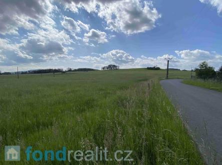 Prodej pozemku pro bydlení, 1 400 m²