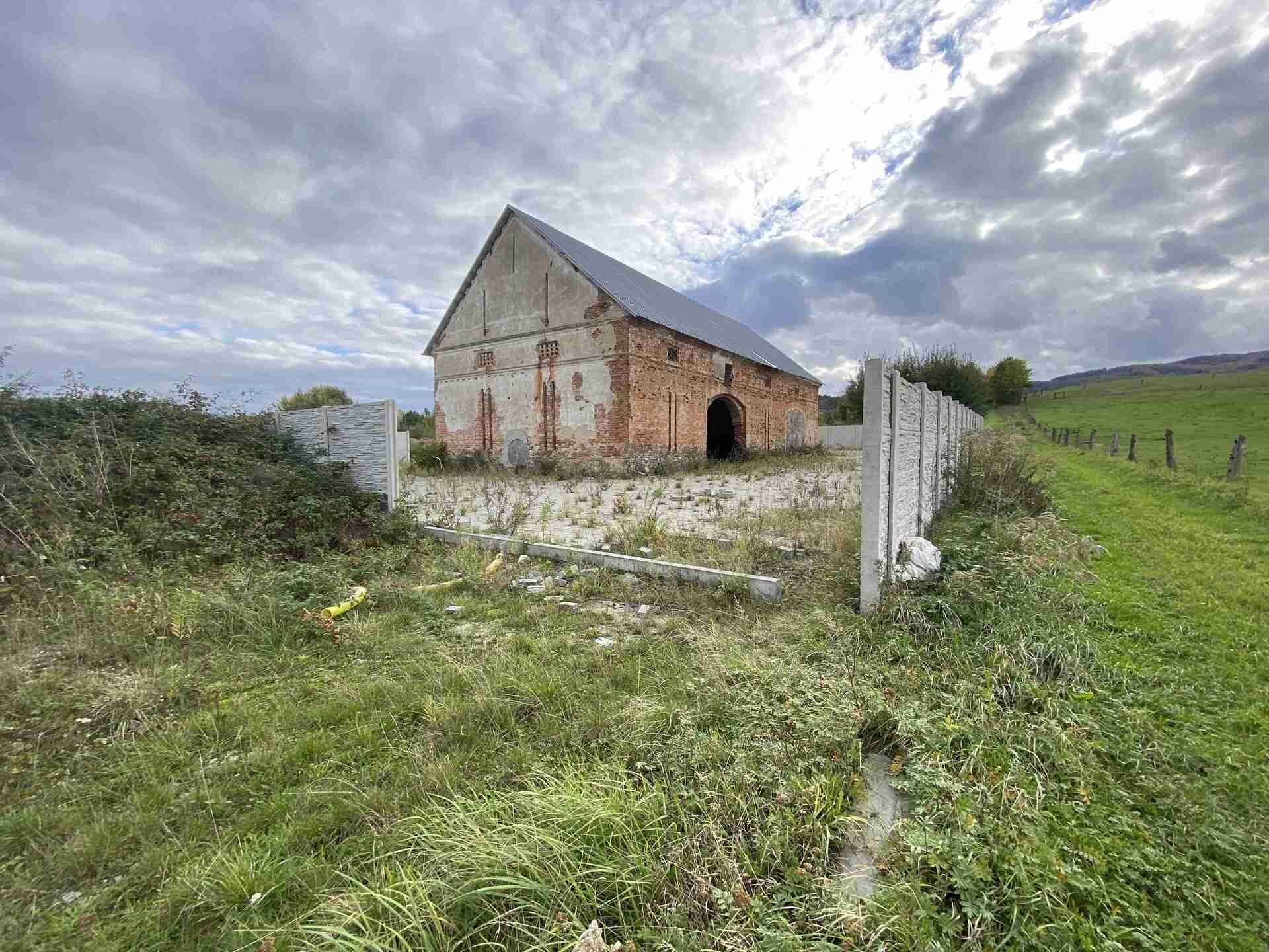 Prodej pozemků Horní Hoštice