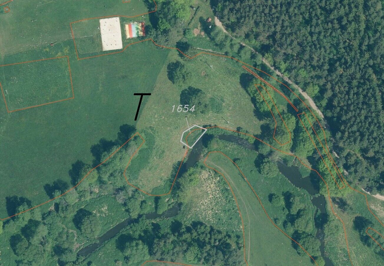 Prodej pozemku Lučkovice