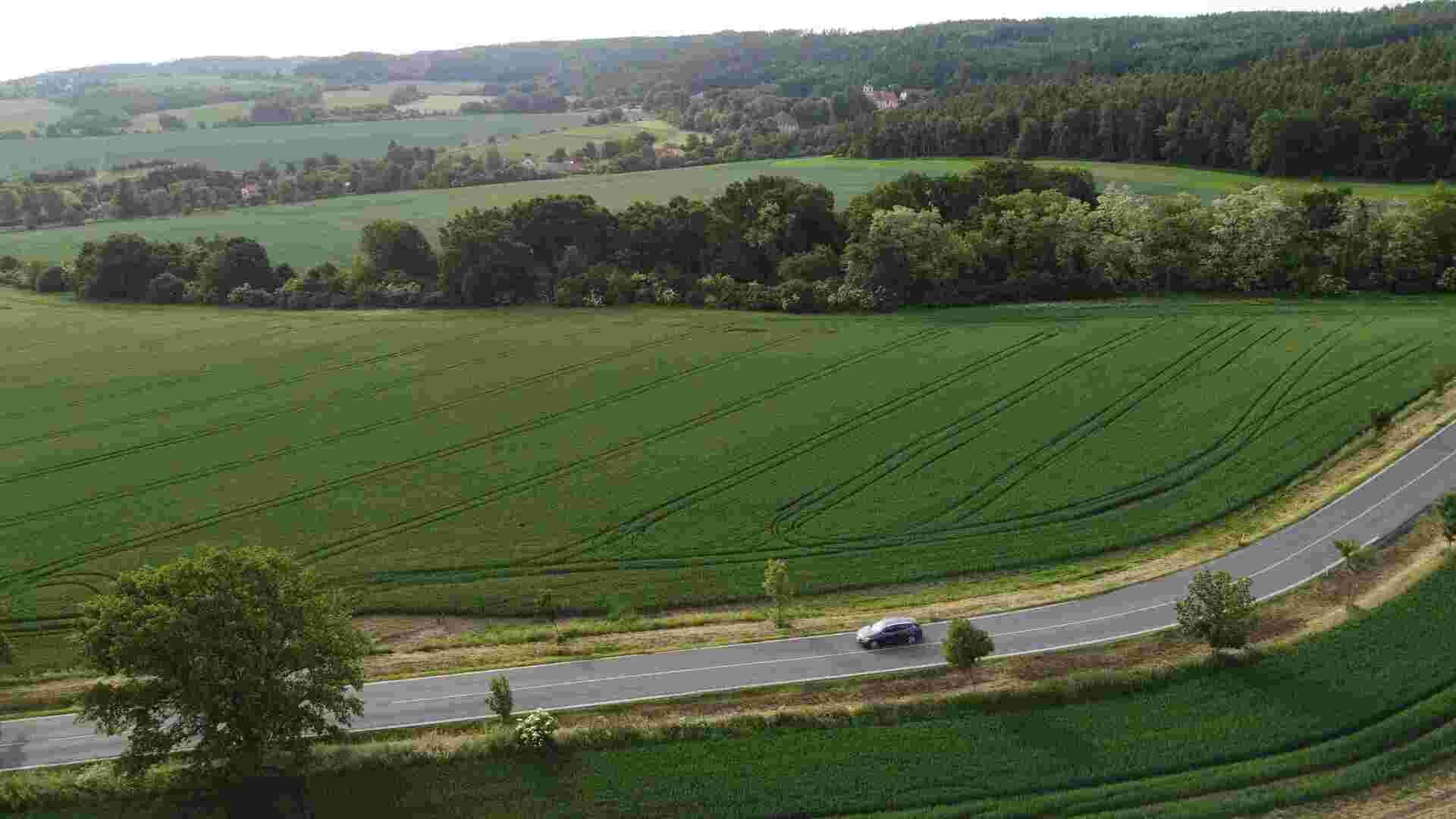 Prodej pozemků Petrovice u Rakovníka, část podíl 1/6