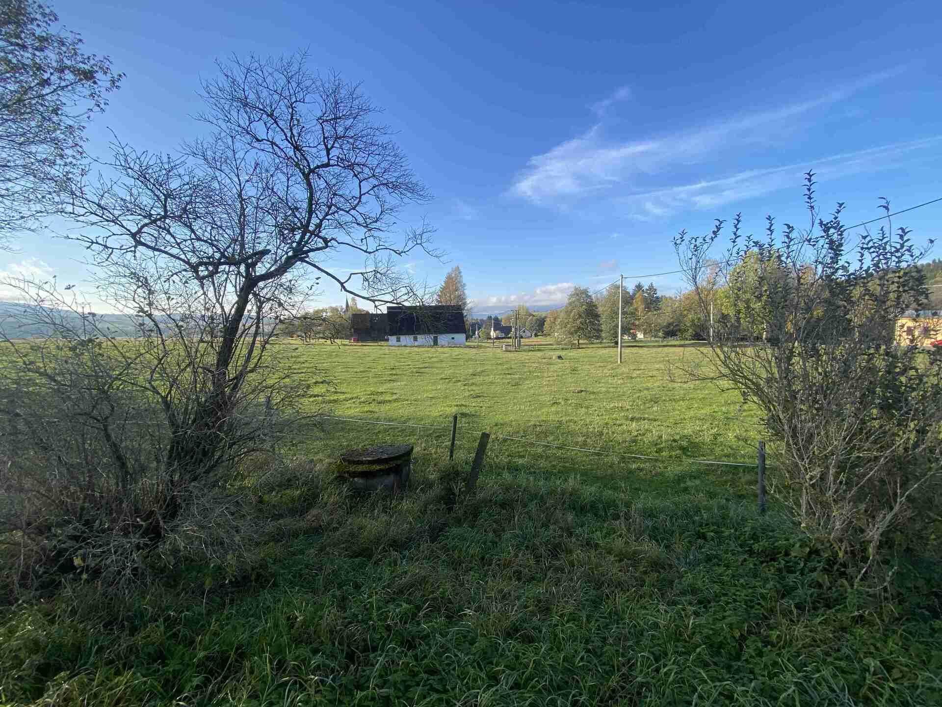 Prodej pozemku Horní Lipka