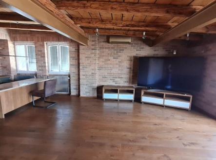 Pronájem bytu, 4+1, 130 m²